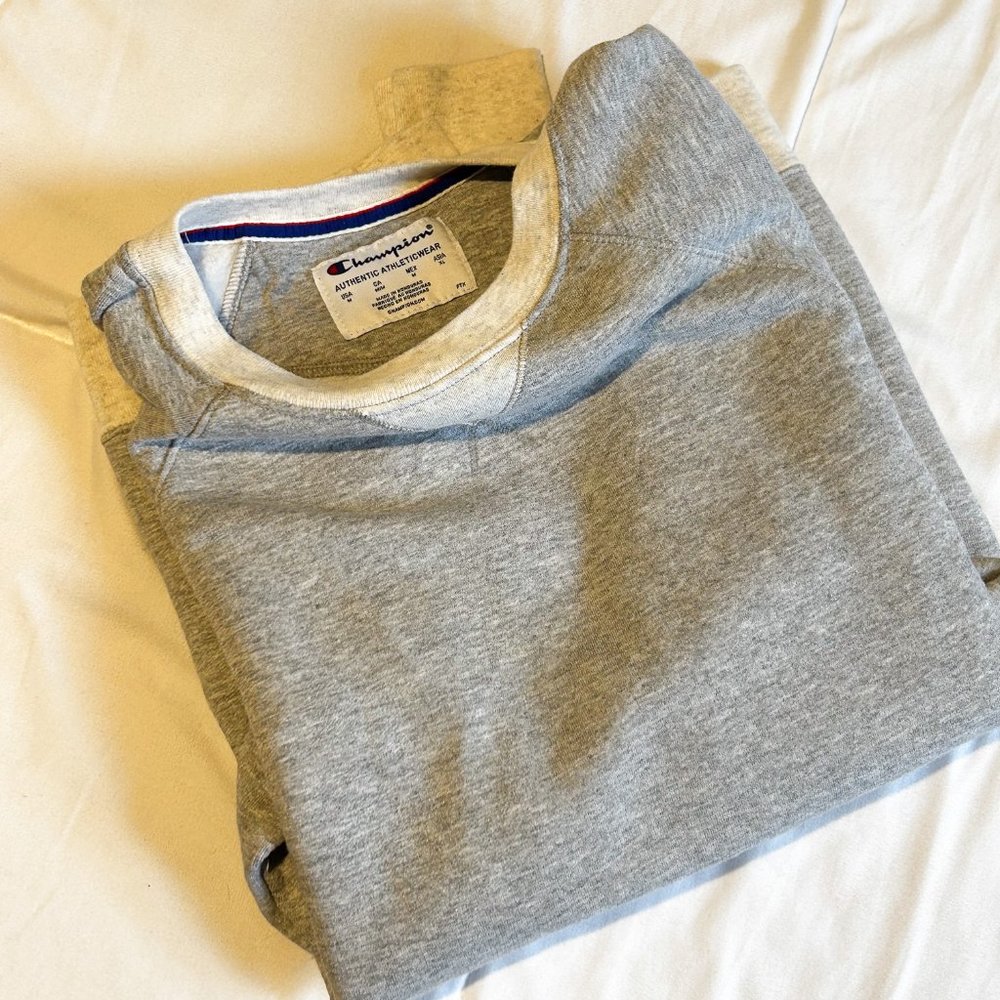 Champion unisex sweatshirt